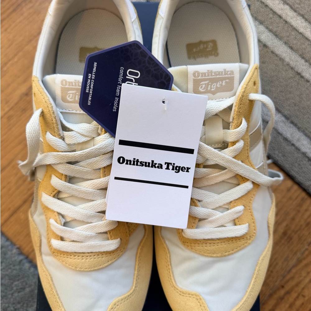 Onitsuka Tiger Serrano sneakers
